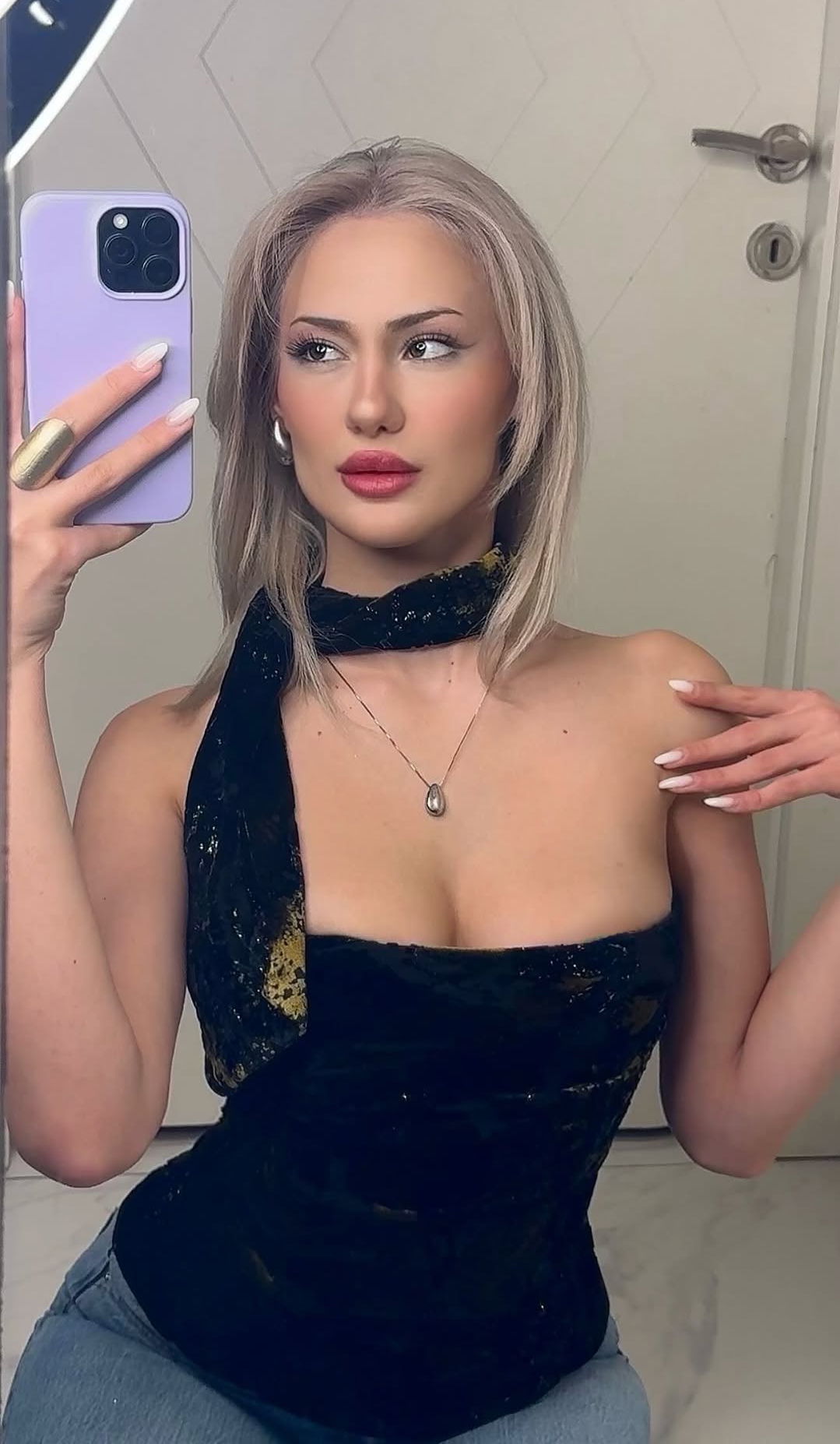 Sındı Aşkı Yüksek Kadın Escort Ayşen